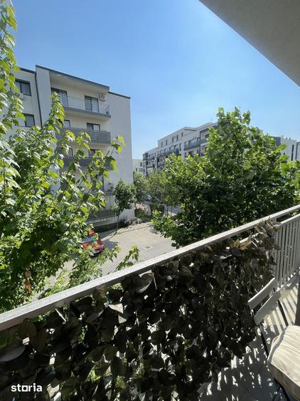 Apartament cu 3 camere semidecomandat în Theodor Pallady