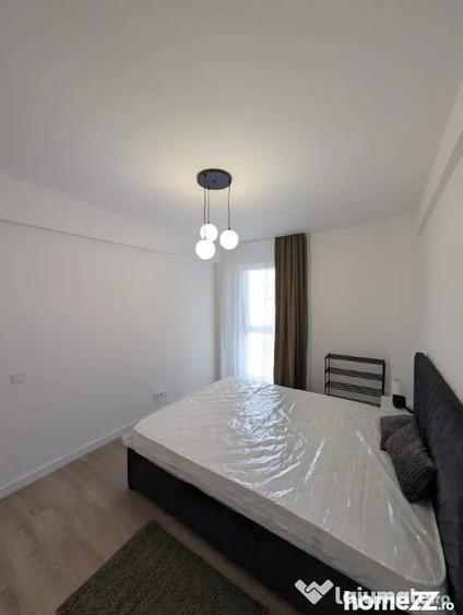 Apartament cu 2 camere semidecomandat în Florești