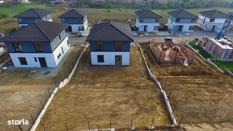 Casă cu 4 camere cu Teren 500 Mp în Popești