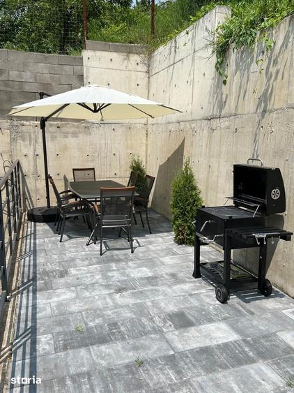Apartament cu 2 camere decomandat în Cornișa