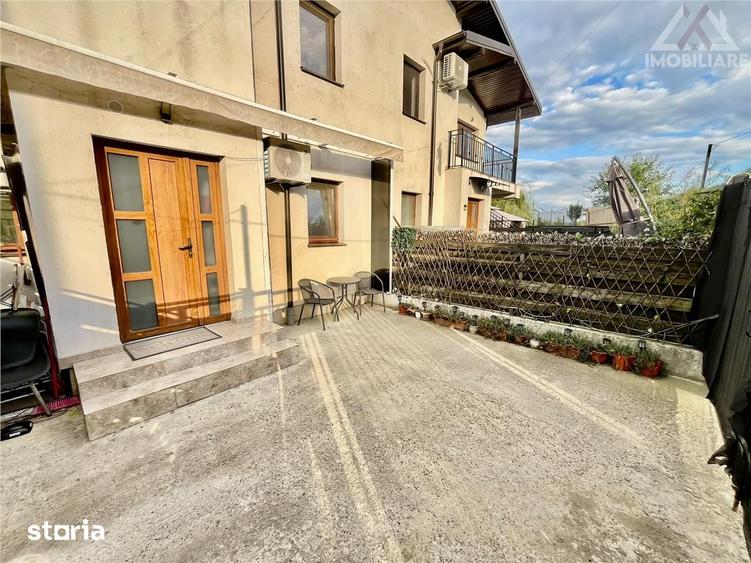 Apartament cu 3 camere în Aroneanu
