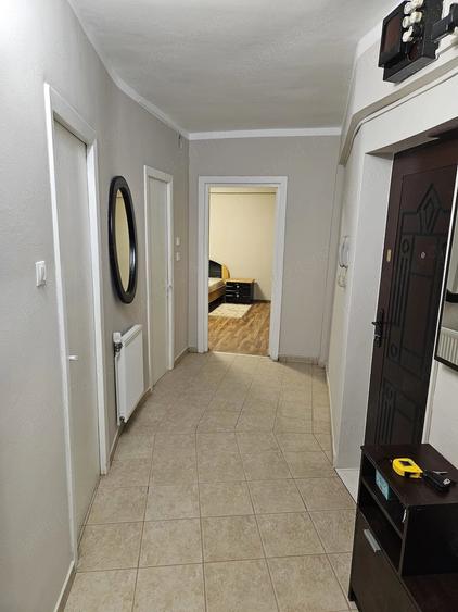 Apartament cu 2 camere decomandat în Baba-Dochia