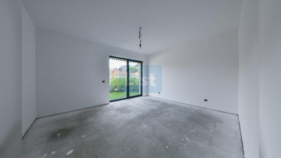 Apartament cu 3 camere decomandat în Brașovul Vechi