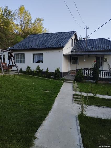Casă cu 4 camere în Țaga