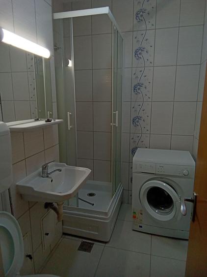Garsonieră decomandată în Drumul Carului
