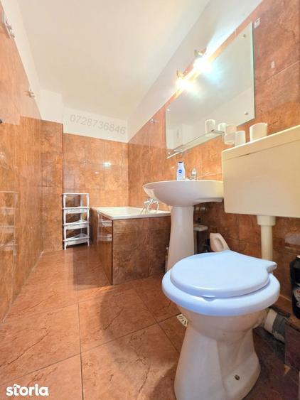 Apartament cu 3 camere decomandat în Centrul Civic
