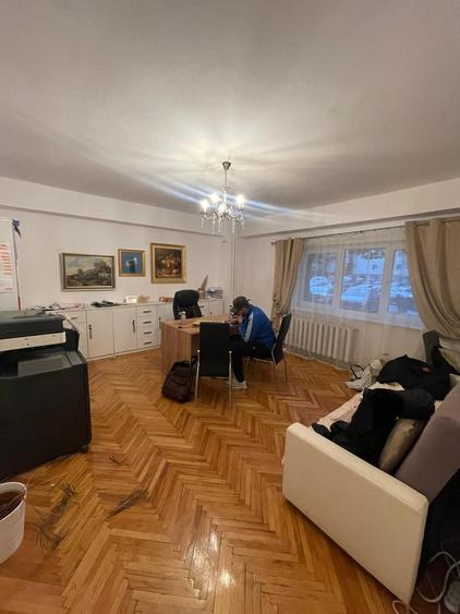 Inchiriez apartament 2 camere si birou - 11