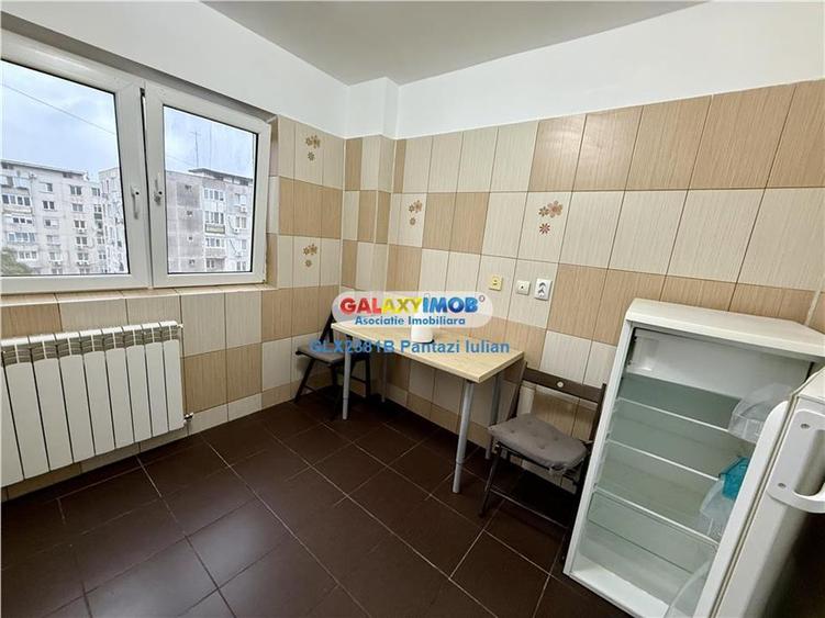 Apartament cu 2 camere semidecomandat, mobilat în Crângași
