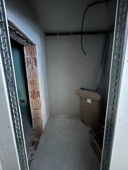 Spatiu comercial semifinisat 86 mp utili Borhanci - 9