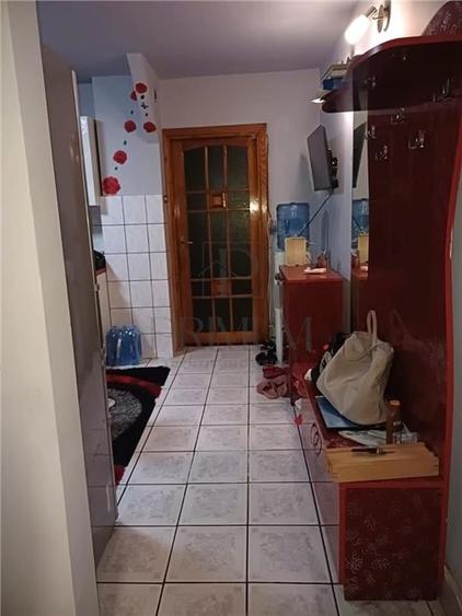 SOARELUI - 3 camere - 2 bai - 2 balcoane - centrala  proprie - ETAJ 1 - 8