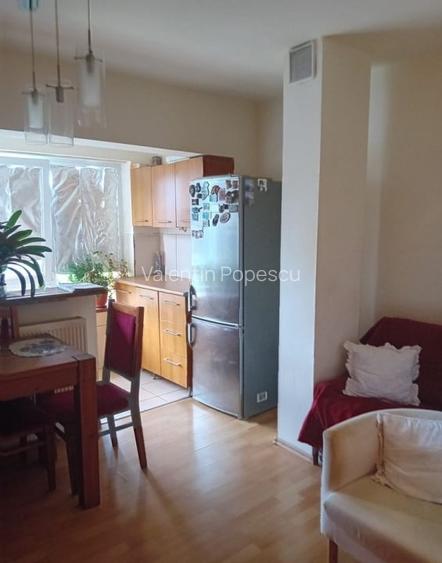 Apartament 2 camere, 50 mp, balcon 5 mp, zona Bucegi