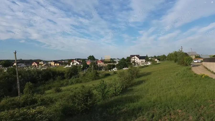 Teren intravilan in oras Siret 1100 mp! De vanzare! 0727817187 - 5