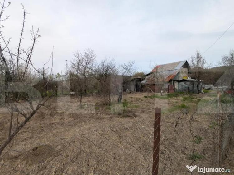 Gheboieni proprietate de renovat 1100 mp, lini?te ?i i - 2