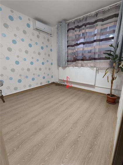 Studio Titan Pallady Opel bloc nou - 3