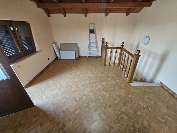 Casa ( S+P+M ) de vanzare, 287 mp, Teren 954 mp - 5