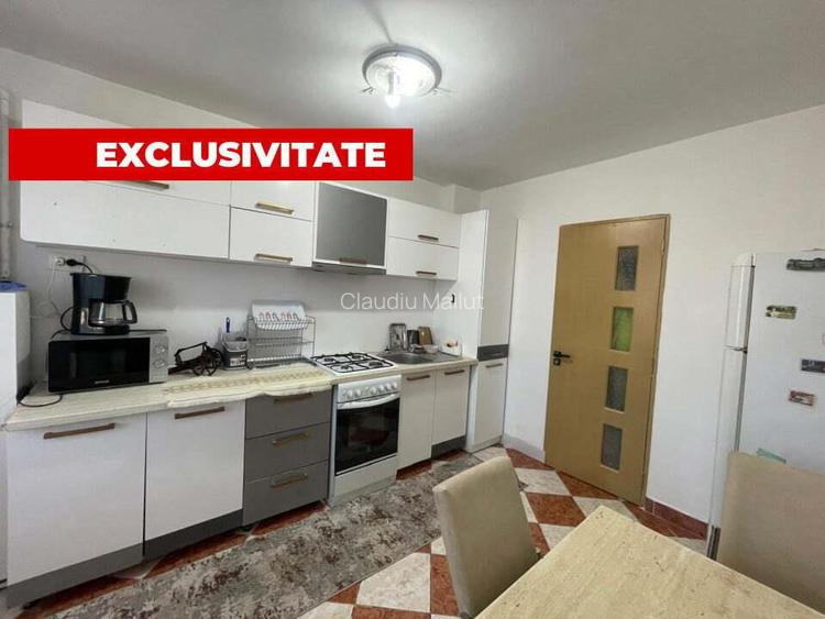Apartament de 4 camere, decomandat, 80 mp., zona Independentei Nord.