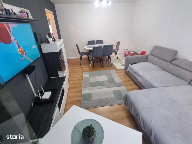 Apartament 3 camere decomandat,Deva-zona Al.Saturn - 9