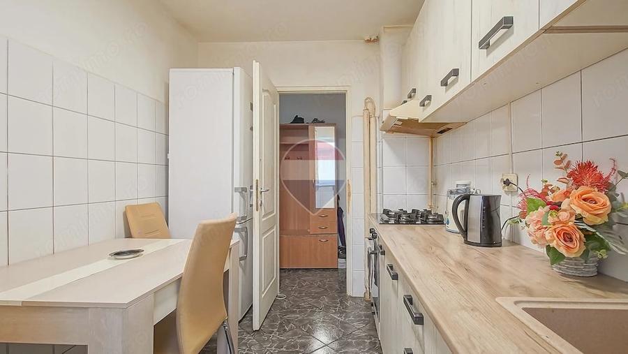 Apartament cu 2 camere semidecomandat în Noua