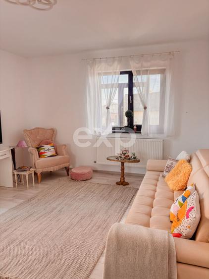 Apartament cu 2 camere decomandat, mobilat în Trivale