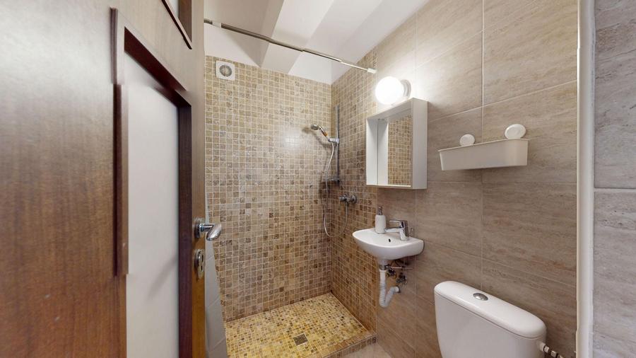 Apartament 4 camere + curte proprie Locatie excelenta – Brancoveanu - 45