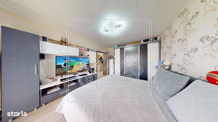 Apartament cu 3 camere, balcon, pivnita - Zona Mihai Viteazu - 7