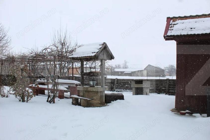 Casa solida cu teren in Boro?neu Mic lini?te si natura - 11