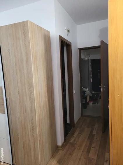 Apartament de vanzare cu trei camere decomandate cu bai proprii, confort I - 3