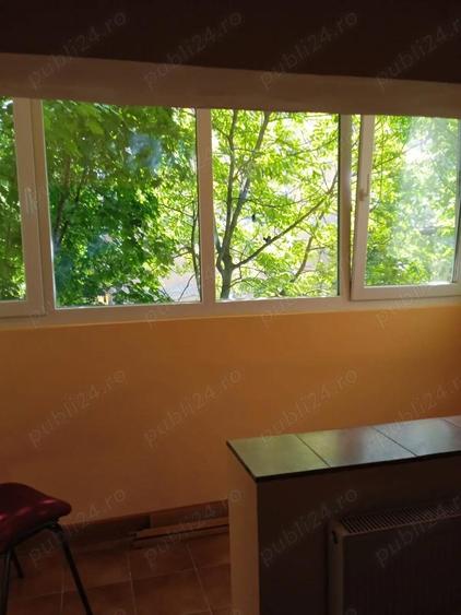 inchiriez aparatment cu 3 camere - 2