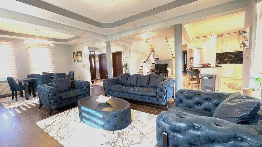 Casa exclusivista cu piscina - 2