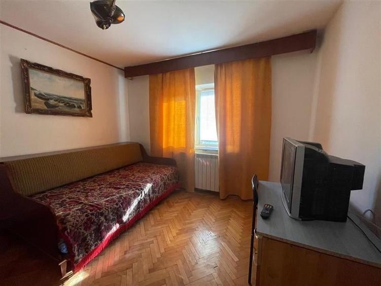 Apartament cu 3 camere de vanzare zona E3 Tulcea - 3
