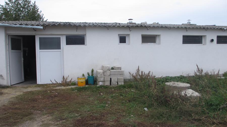 Hala in Catamarasti Deal cu locuinta de 70mp - 3