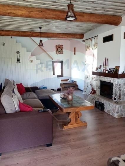 Proprietate cu Potential Triplu..LOCUINTA,INVESTITIE,TURISM!! - 9