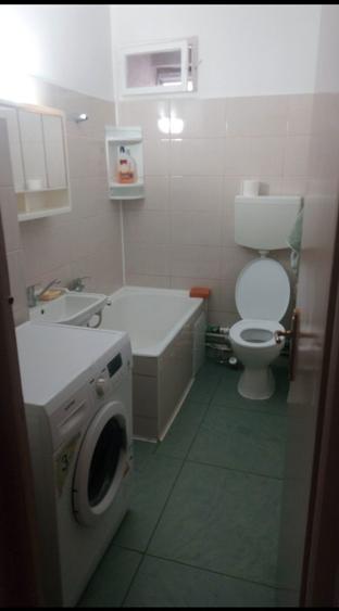 Inchiriez apartament 2 camere ,decomandat,ultracentral, langa Primarie - 3