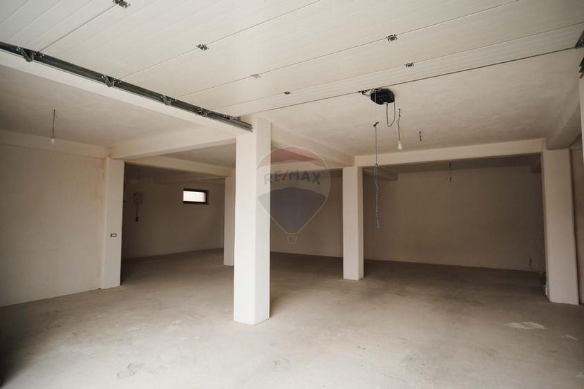 Spatiu comercial de inchiriat in Com Marginea - 20