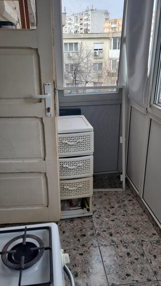 Crangasi , 5 minute metrou - 11