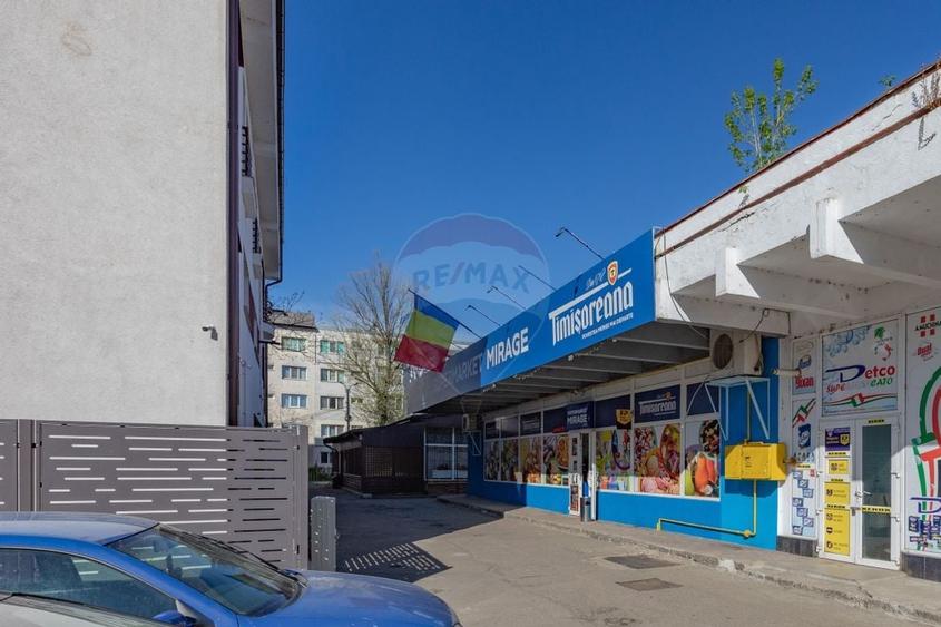 Spatiu comercial de 241 mp de vanzare+ teren 405 mp, zona Cornisa - 1