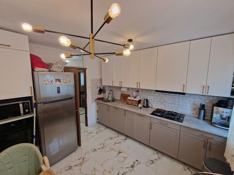 Apartament 3 camere - 1