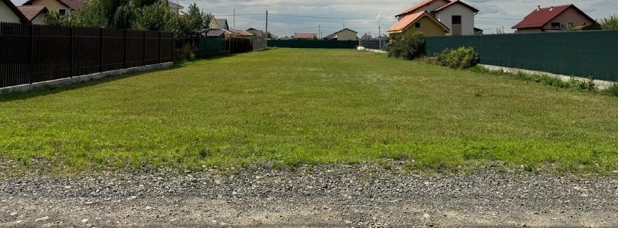 Vând două terenuri rezidențiale adjacente, fiecare de 780 mp (total 1560 mp) - 1