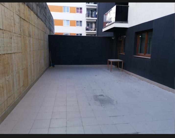 Apartament cu 3 camere, 77 mp, terasa 68 mp, parcare, zona Baciu - 6