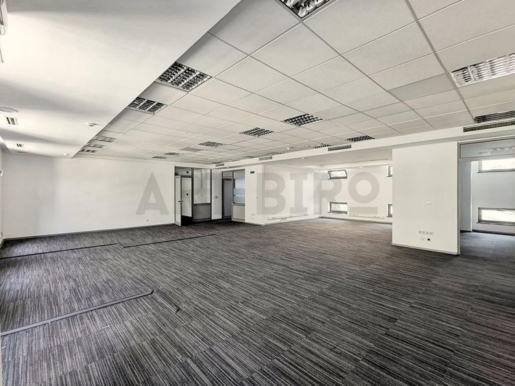 Zero comision, 260-682mp birou mobilat, move-in ready, Romana, 6' metrou - 6