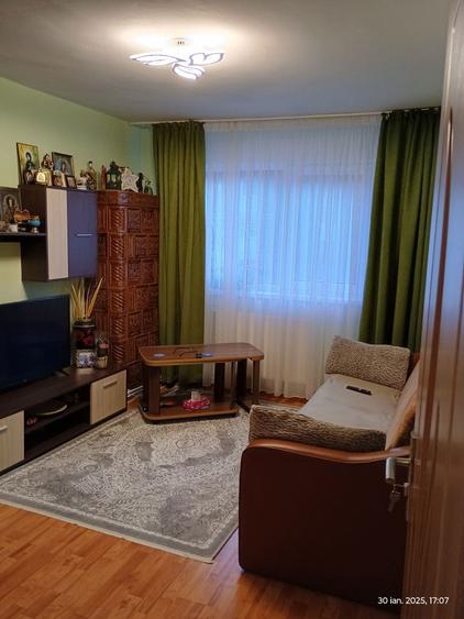 Vand apartament in Bicaz jud Neamt - 1