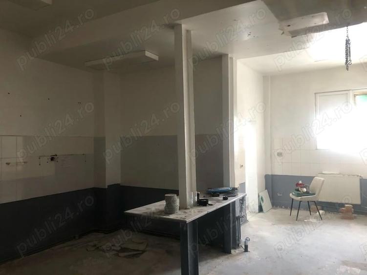 Inchiriez spatiu comercial birouri 180 mp central Campulung Moldovenesc - 6