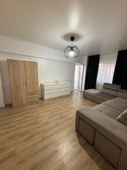 Închiriez garsoniera - 10