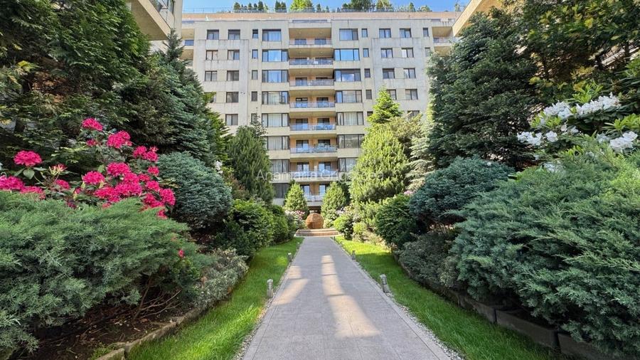 Apartament cu 2 camere semidecomandat în Herăstrău Apartament cu 2 camere semidecomandat în Herăstrău