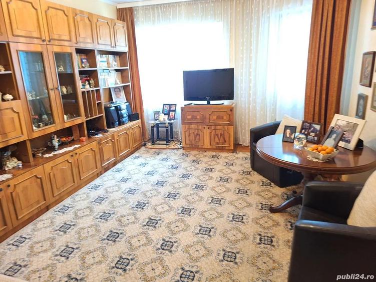 Apartament 3 camere, decomandat, Faleza Dunarii vedere Dunare - 11