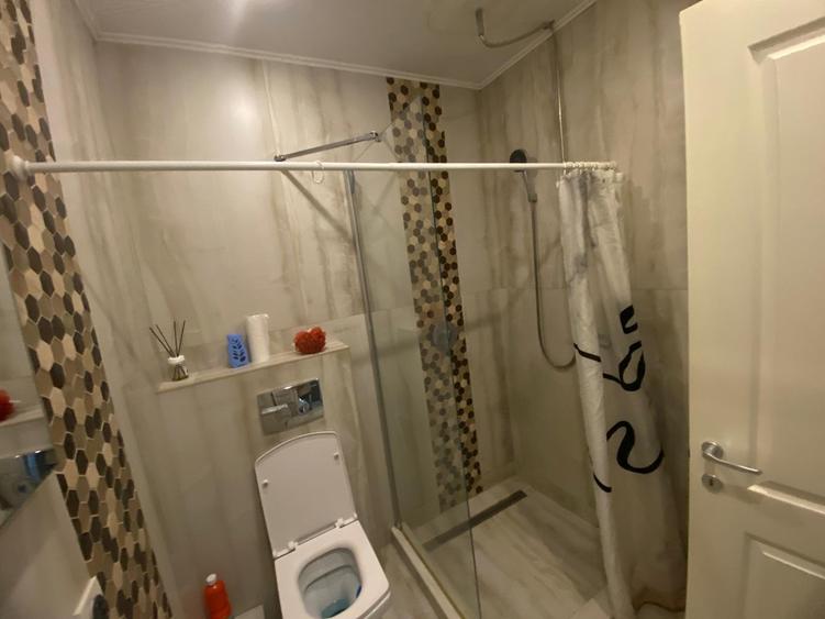 Apartament cu 2 camere, mobilat si utilat. Loc de parcare inclus - 8