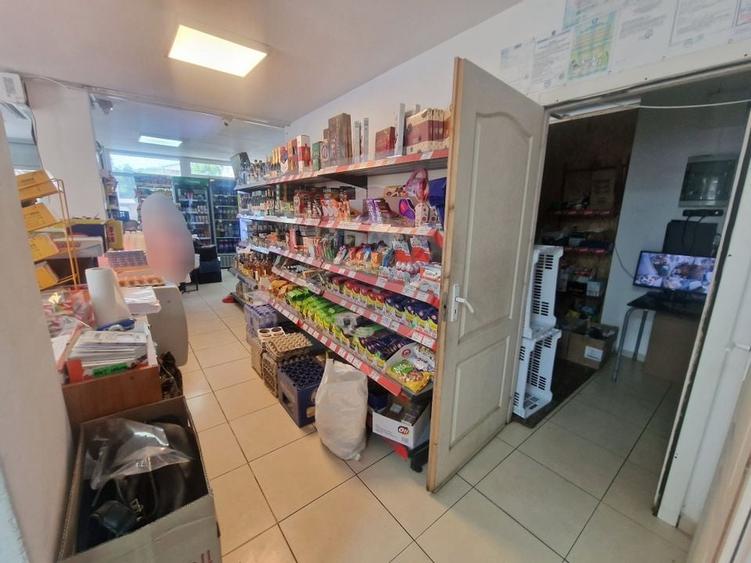 Spațiu generos in Piatra Neamt - perfect pentru afacerea ta - 11