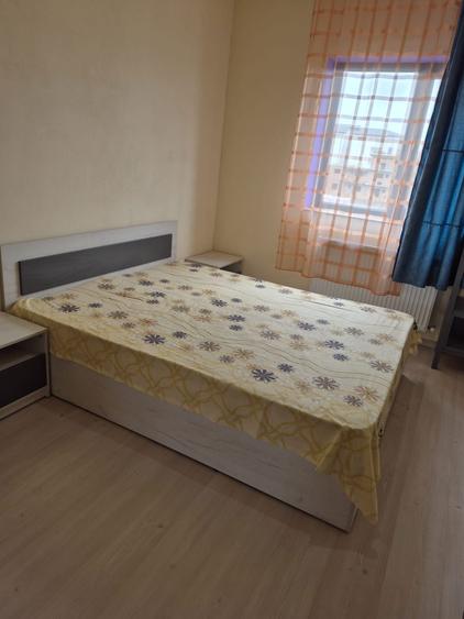 Inchiriez apartament cu doua camere - 1