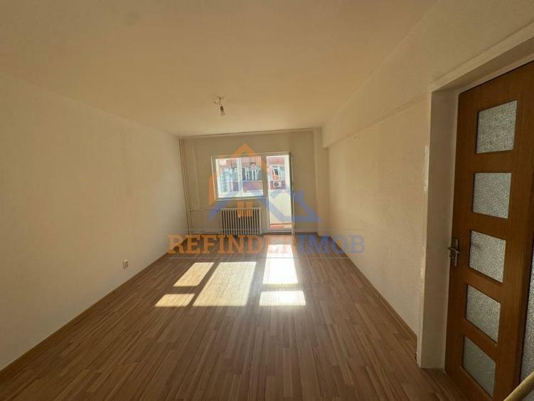 Apartament de vanzare cu 2 camere, zona Obor - 2