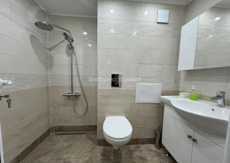 Spre vanzare 3 camere in zona Florilor Spre vanzare 3 camere in zona Florilor